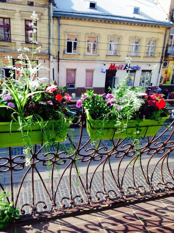 Apartments In Scandinavian Style Лвив Екстериор снимка