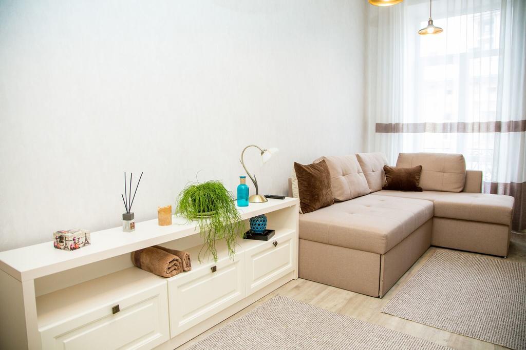 Apartments In Scandinavian Style Лвив Екстериор снимка