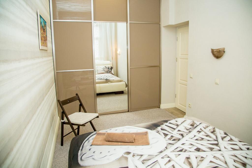 Apartments In Scandinavian Style Лвив Екстериор снимка